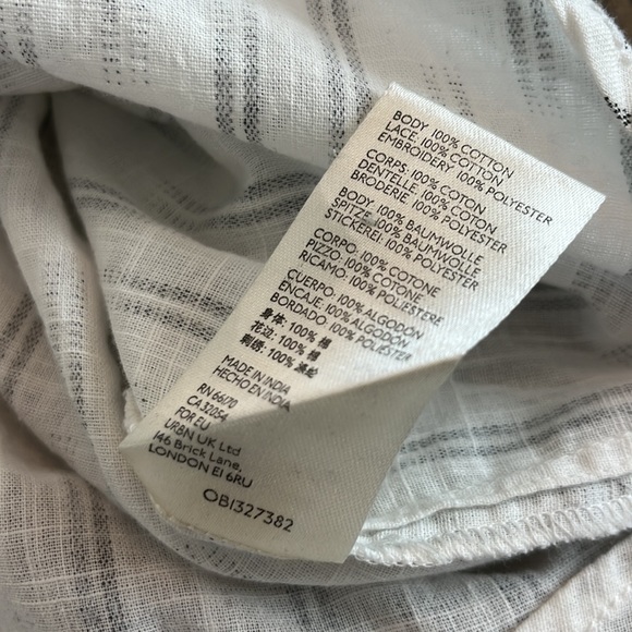 Pilcro Embroidered Surf Blouse BLUE MOTIF Large NWT - Picture 10 of 10